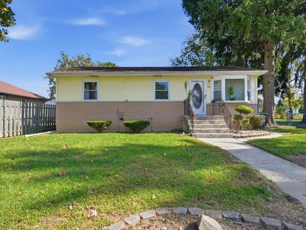 759 Water Street , Hobart, IN 46342