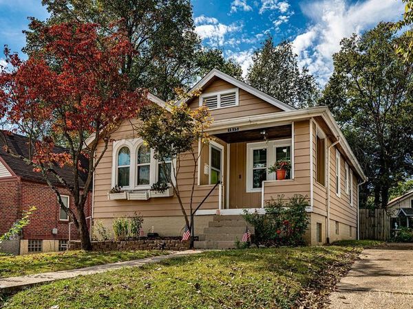 1615 Tuxworth Avenue, Cincinnati, OH 45238