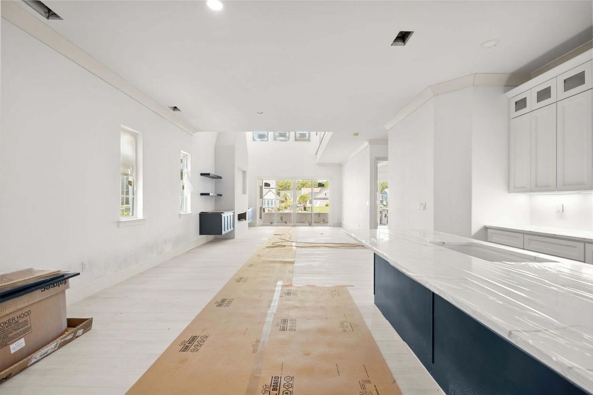901 Crystal Water Way Photo 11
