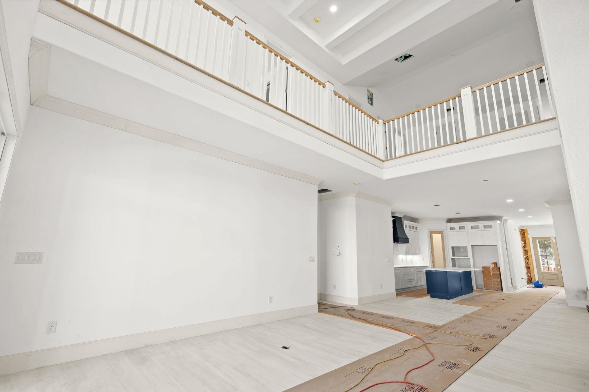 901 Crystal Water Way Photo 16