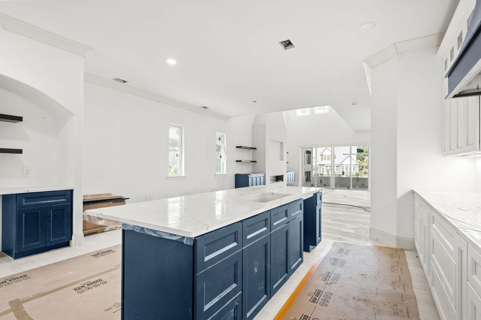 901 Crystal Water Way Photo 21