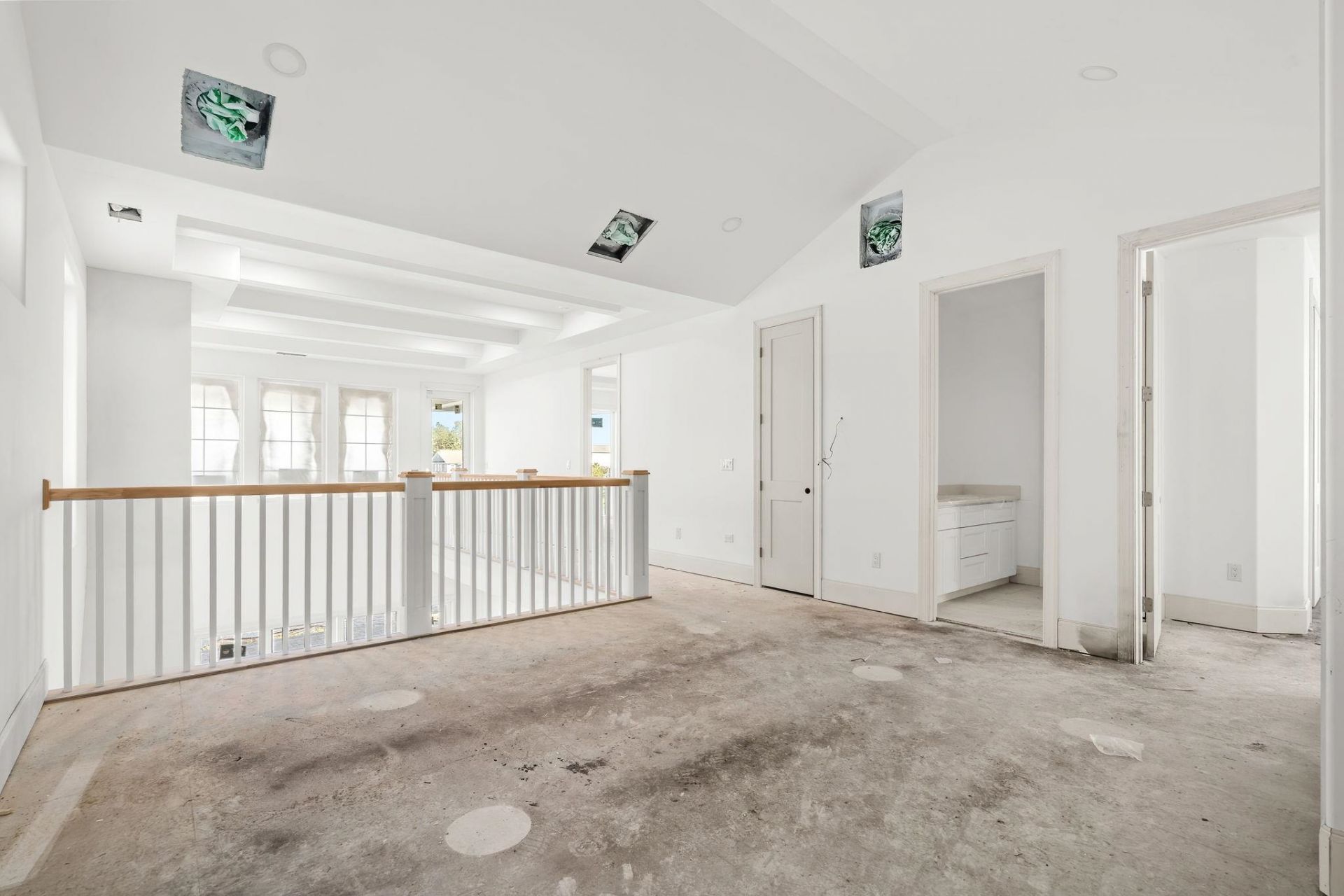 901 Crystal Water Way Photo 34