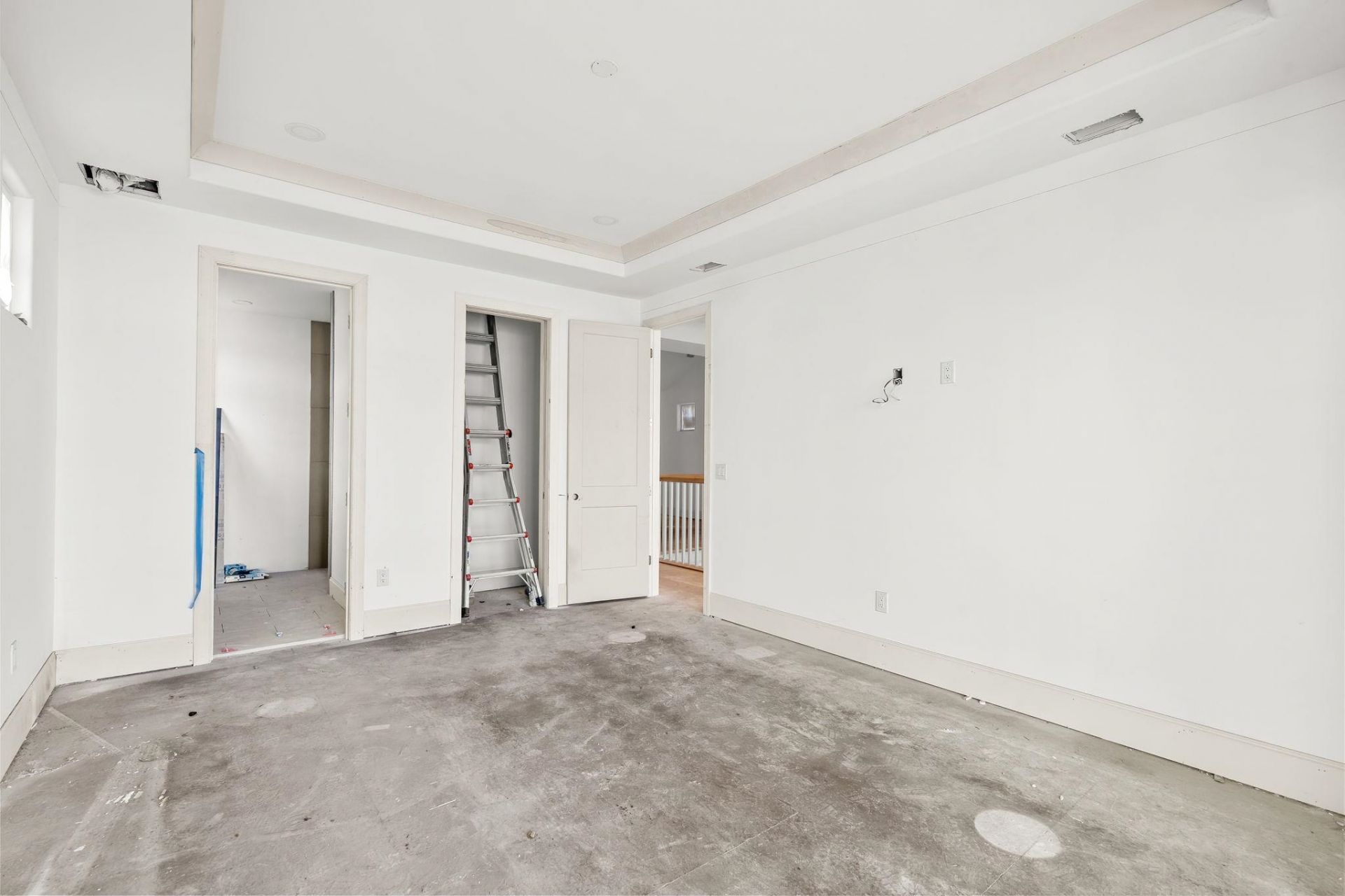 901 Crystal Water Way Photo 36