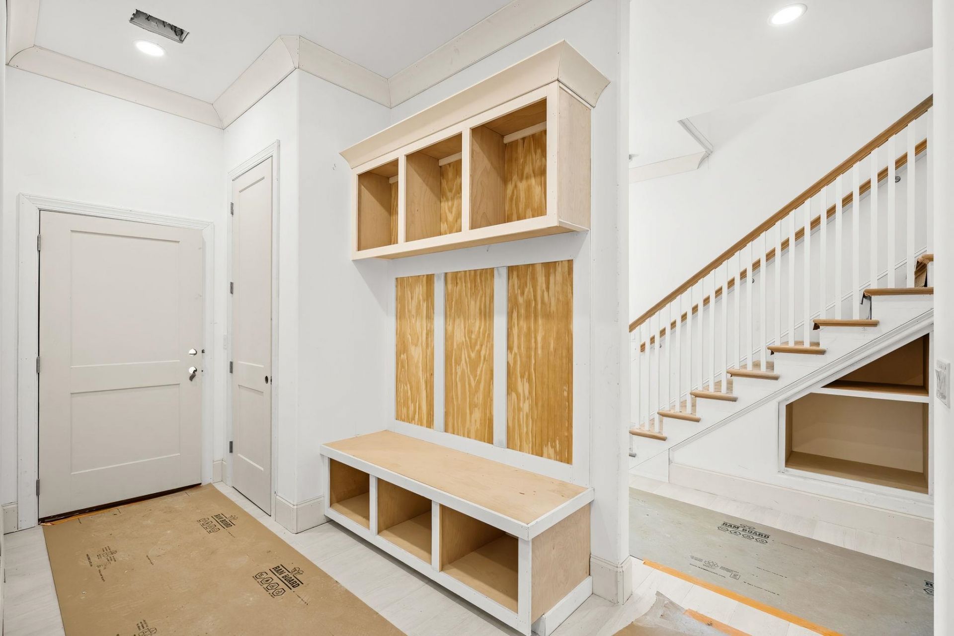 901 Crystal Water Way Photo 45