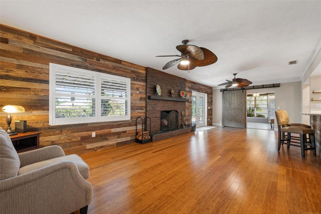 3323 Spring Mill Circle, Sarasota, FL 34239 Photo