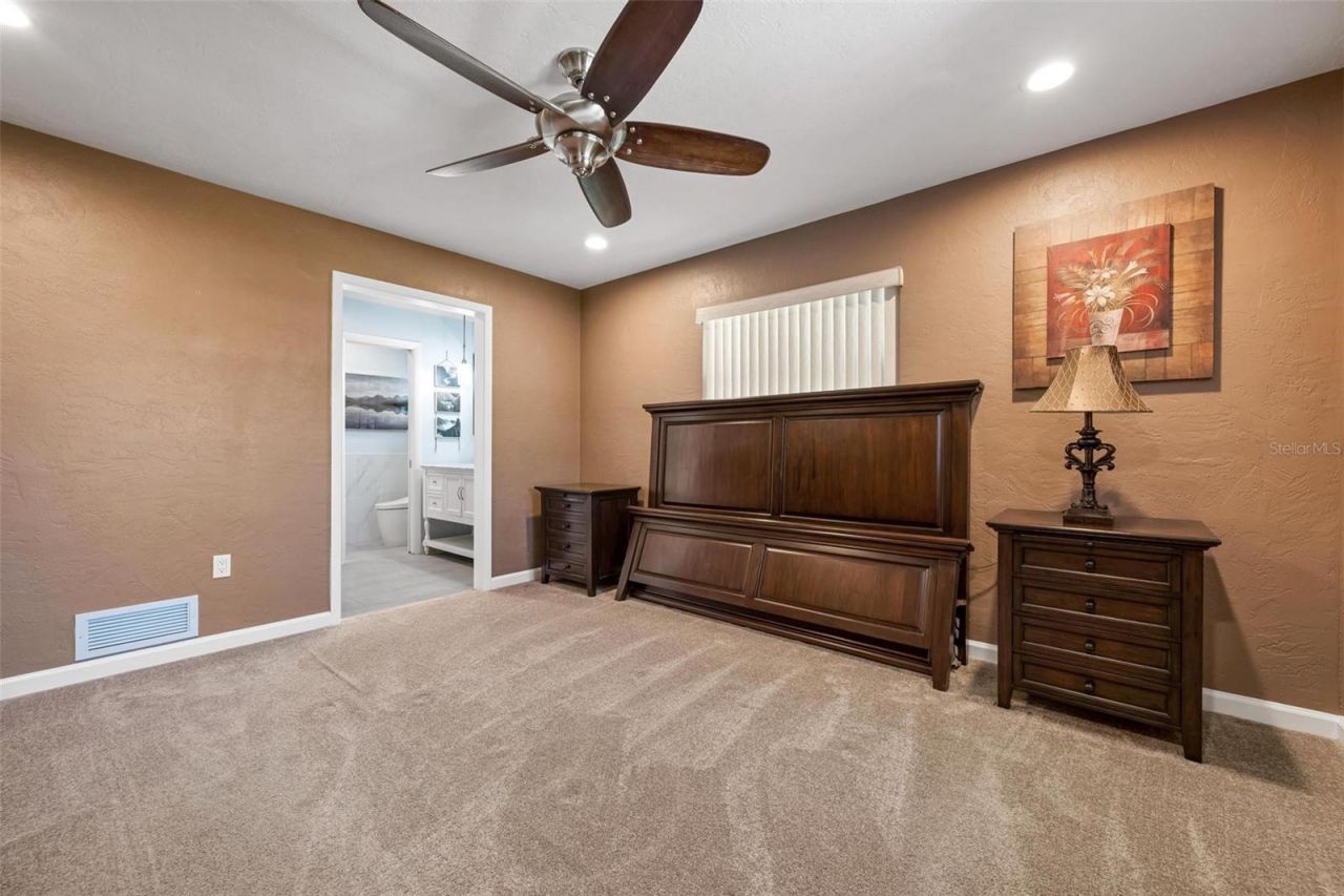 3323 Spring Mill Circle, Sarasota, FL 34239 Photo