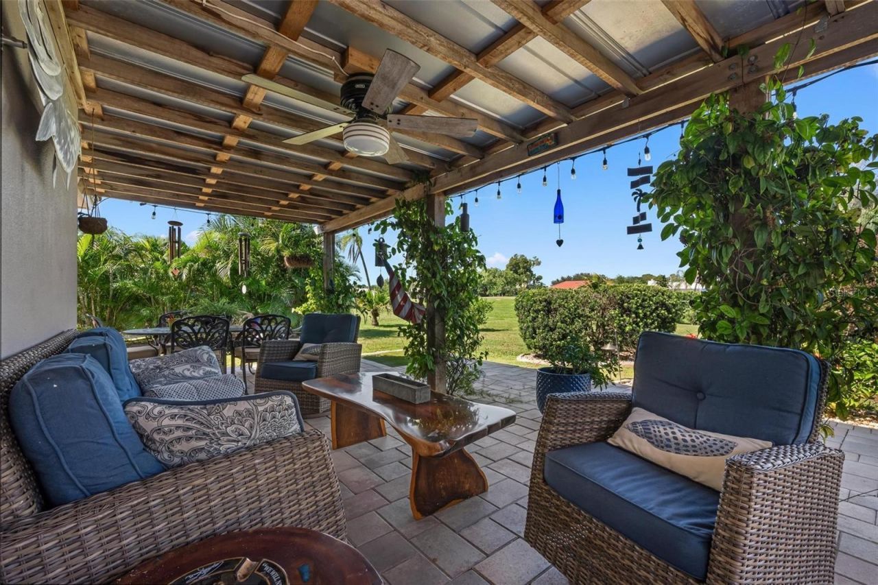 3323 Spring Mill Circle, Sarasota, FL 34239 Photo