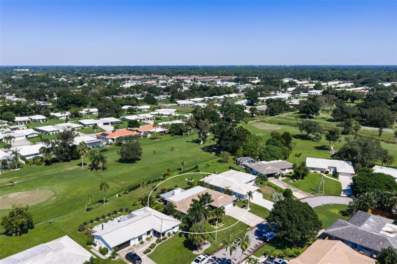 3323 Spring Mill Circle, Sarasota, FL 34239 Photo