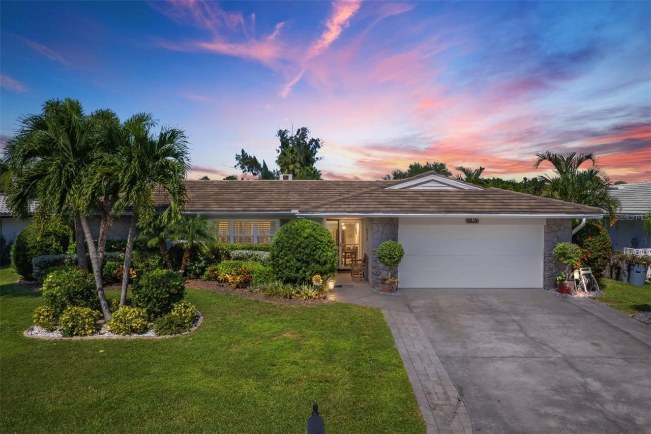 3323 Spring Mill Circle, Sarasota, FL 34239 Photo