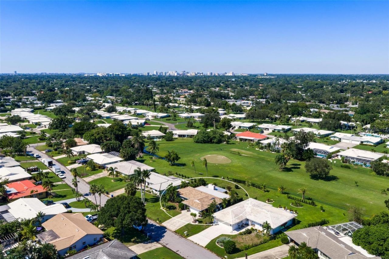 3323 Spring Mill Circle, Sarasota, FL 34239 Photo