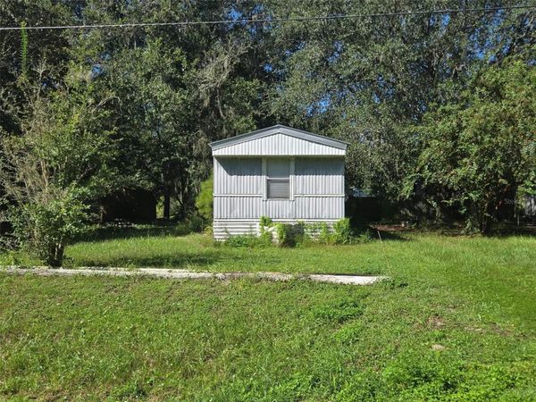 251 TARPON BOULEVARD , PALATKA, FL 32177