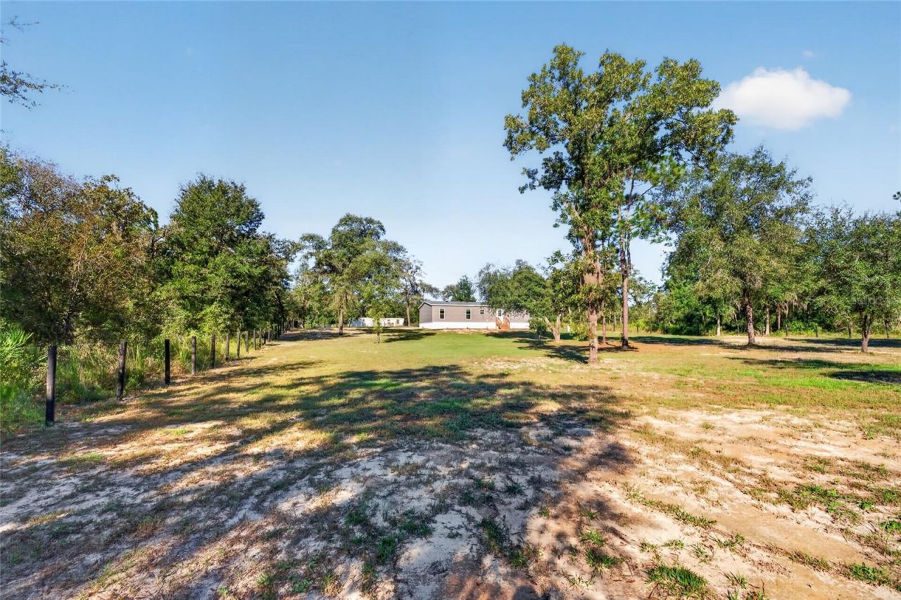 2231 SE 132nd Court , Morriston, FL 32668 Photo