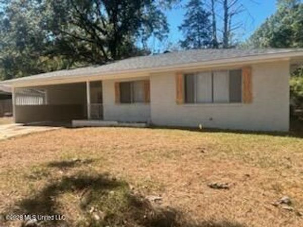 1645 Camellia Lane, Jackson, MS 39204