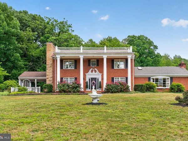 8217 S SOUTH EAST SIDE HIGHWAY, ELKTON, VA 22827