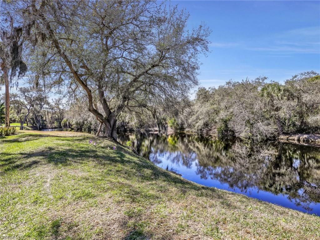25220 Pelican Creek Cir, Unit 102, Bonita Springs, FL 34134 Photo