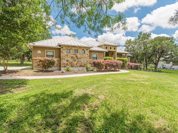 2628 Wolf Lair, New Braunfels, TX 78132