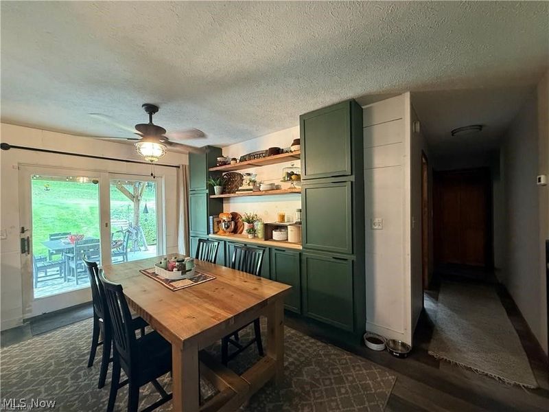 4239 State Route 39 NE, New Philadelphia, OH 44663 Photo 4