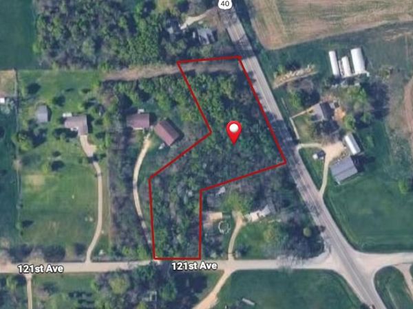000 121st St, Allegan, MI 49010