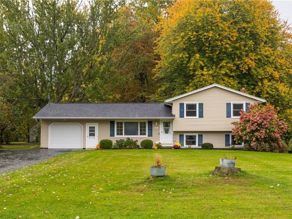 951 Hamlin Center Road , Hamlin, NY 14464