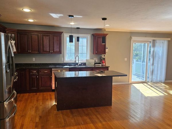 128 Brookside Ave, Brockton, MA 02301