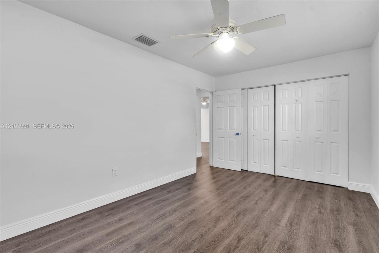 8250 NW 11th Ct , Pembroke Pines, FL 33024 Photo