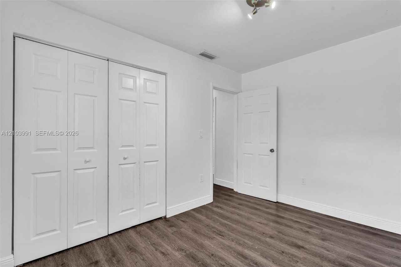 8250 NW 11th Ct , Pembroke Pines, FL 33024 Photo