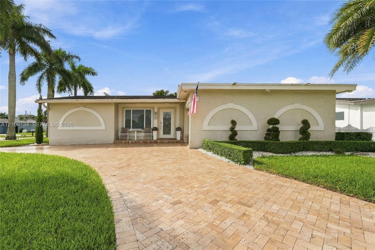 11360 NW 46th Pl, Sunrise, FL 33323 Photo