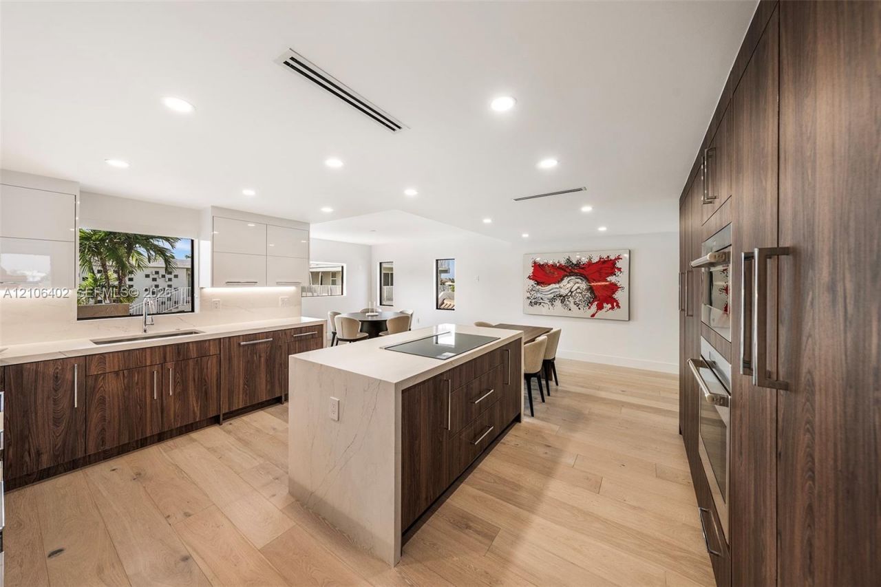 1222 Hillsboro Mile , Unit 24, Hillsboro Beach, FL 33062 Photo
