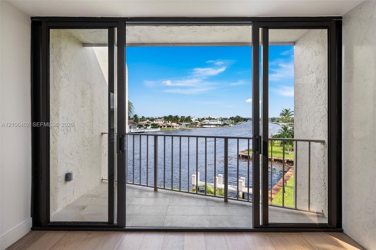 1222 Hillsboro Mile , Unit 24, Hillsboro Beach, FL 33062 Photo