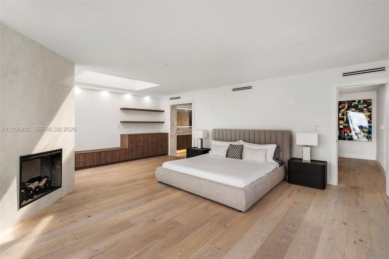 1222 Hillsboro Mile , Unit 24, Hillsboro Beach, FL 33062 Photo