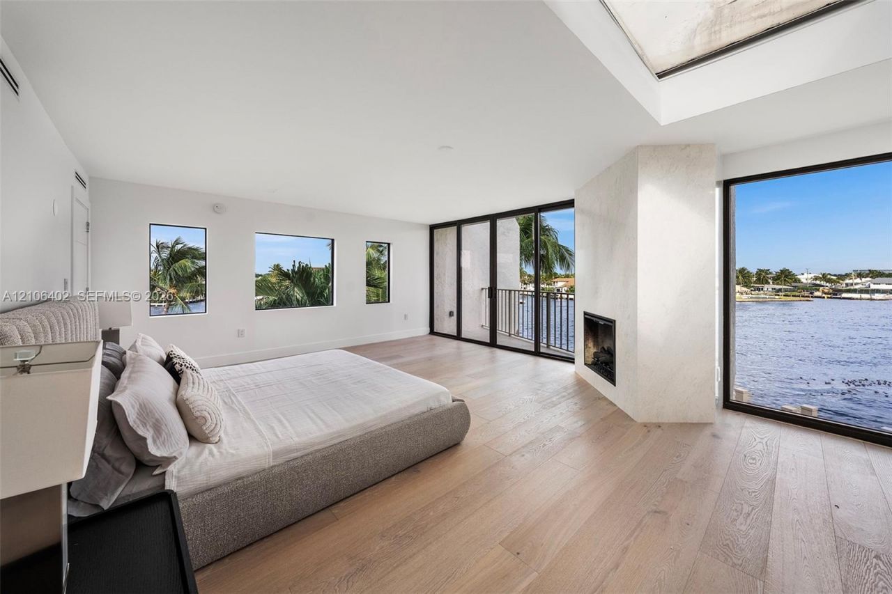 1222 Hillsboro Mile , Unit 24, Hillsboro Beach, FL 33062 Photo