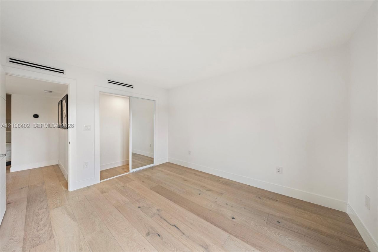 1222 Hillsboro Mile , Unit 24, Hillsboro Beach, FL 33062 Photo