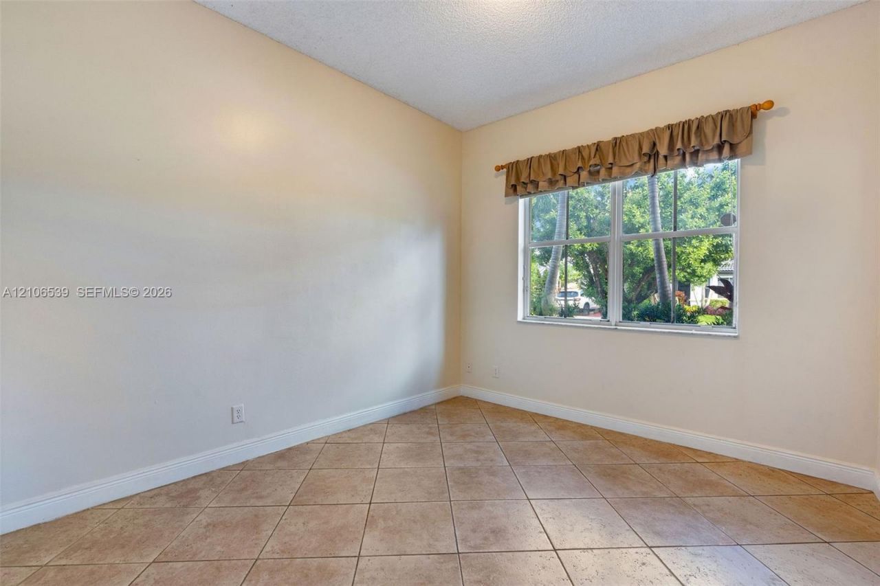 13118 SW 32nd St , Miramar, FL 33027 Photo