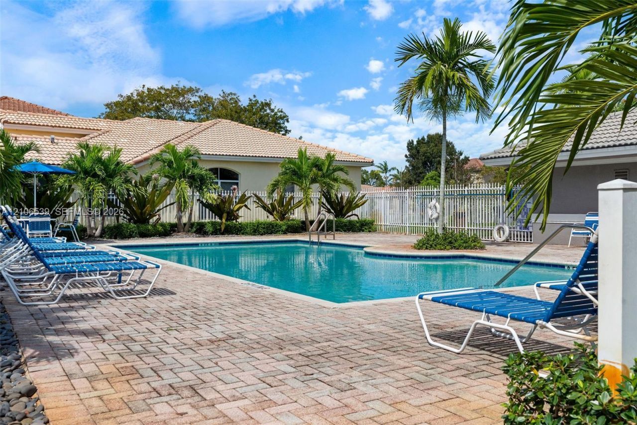 13118 SW 32nd St , Miramar, FL 33027 Photo