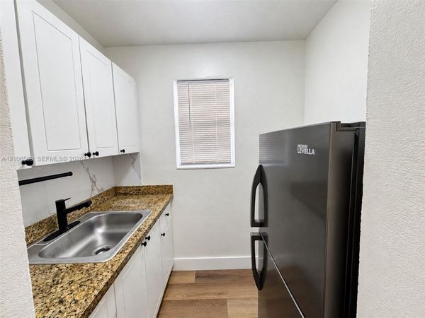 500 13th St , Unit 1, Miami Beach, FL 33139