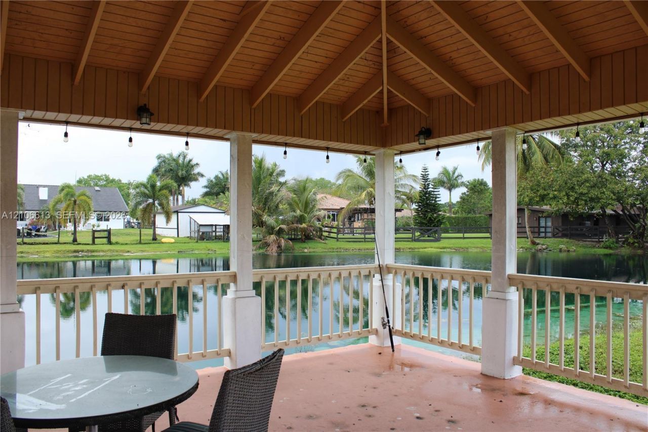 4931 SW 167th Ave, Southwest Ranches, FL 33331 Photo