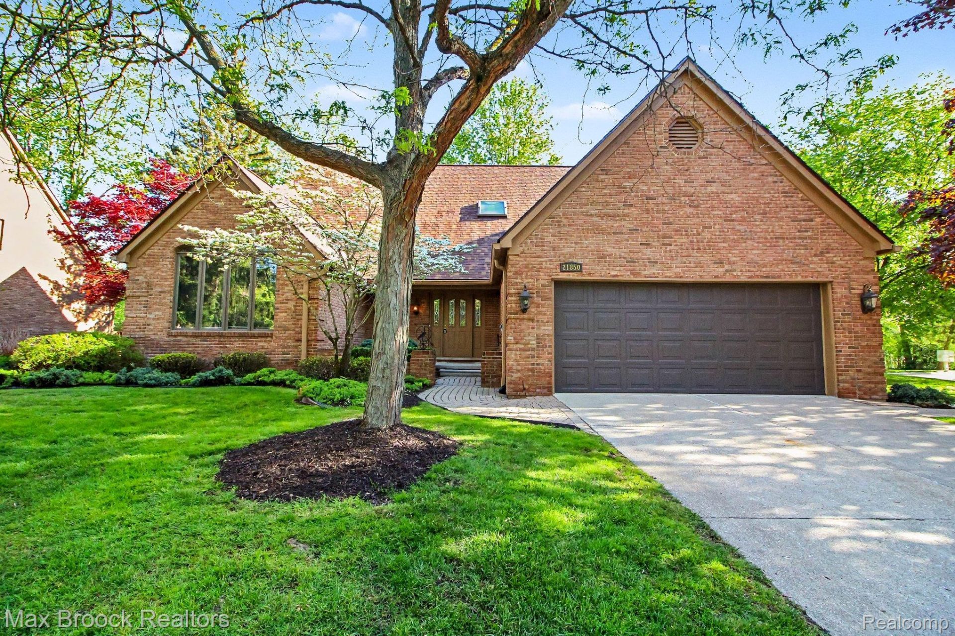 21850 Dover Court, Beverly Hills Village, Mi 48025 Main Photo