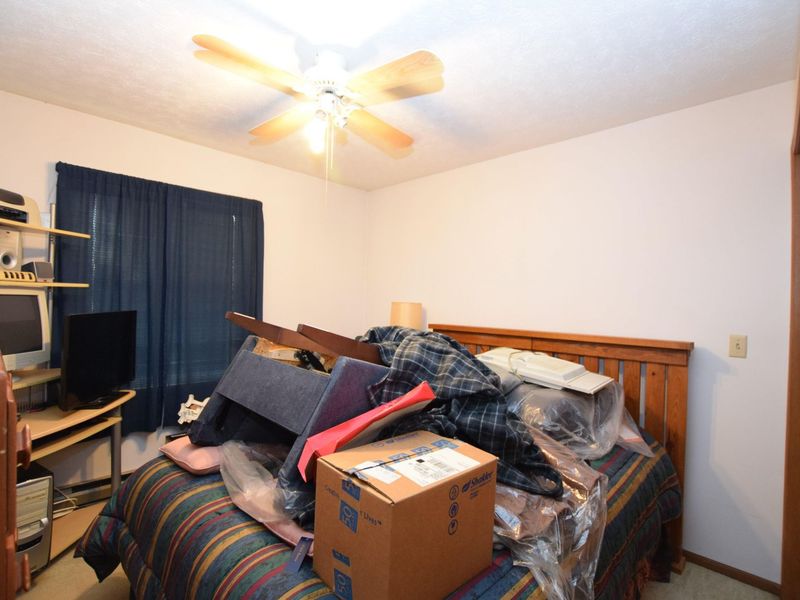 905 Hilltop Drive, Bellefontaine, OH 43311 Photo 16