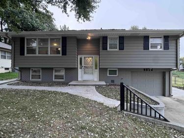 9816 Nina Street, Omaha, NE 68124