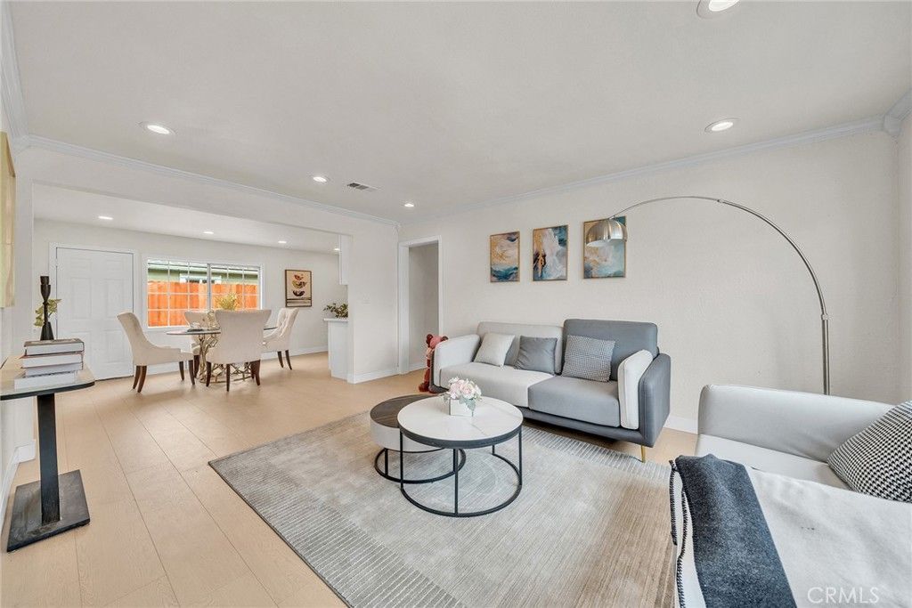 517 E 184th Street, Carson, CA 90746 Main Photo