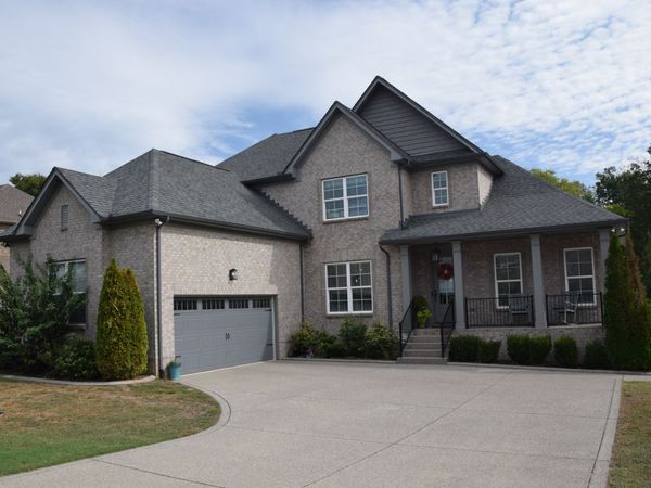 136 Watermill Ln, Lebanon, TN 37087