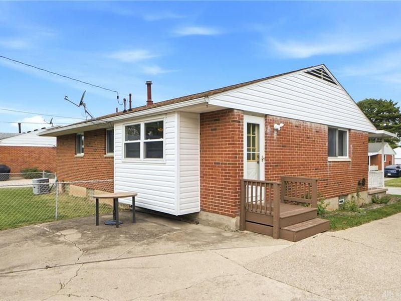 5270 Logan Avenue, Riverside, OH 45431 Photo 30