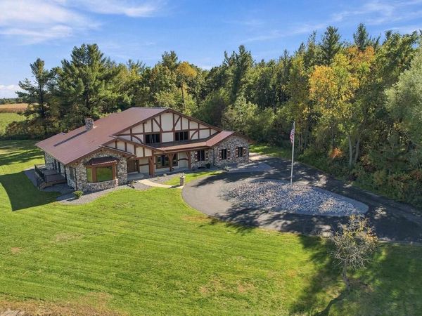 1943 COUNTY ROAD A N, Amherst Junction, WI 54407