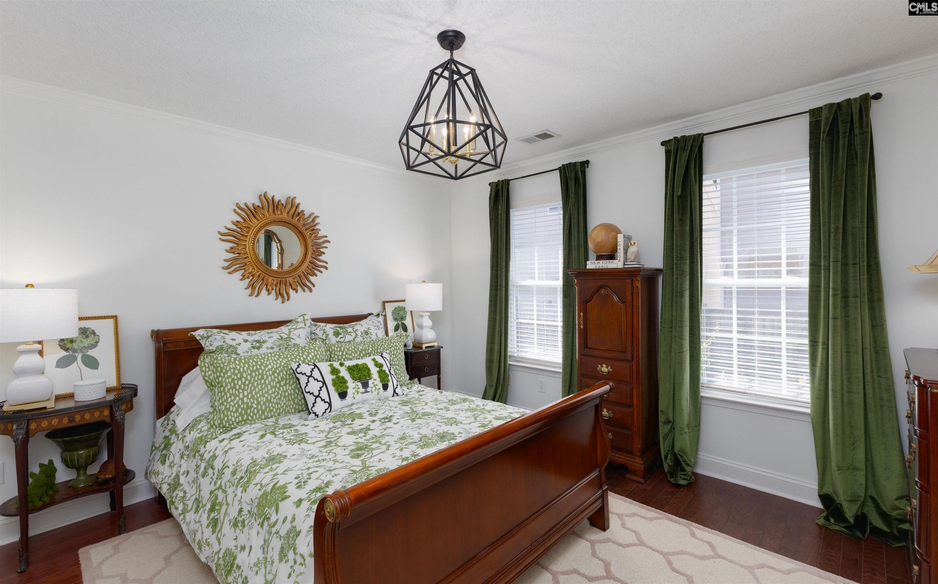 133 Chesterton Drive Photo 19