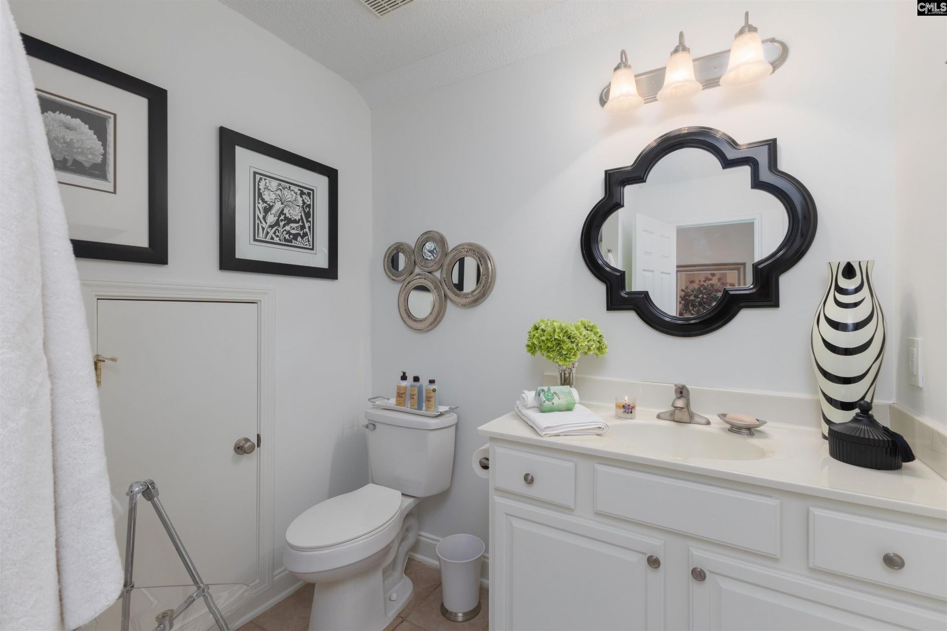 133 Chesterton Drive Photo 29