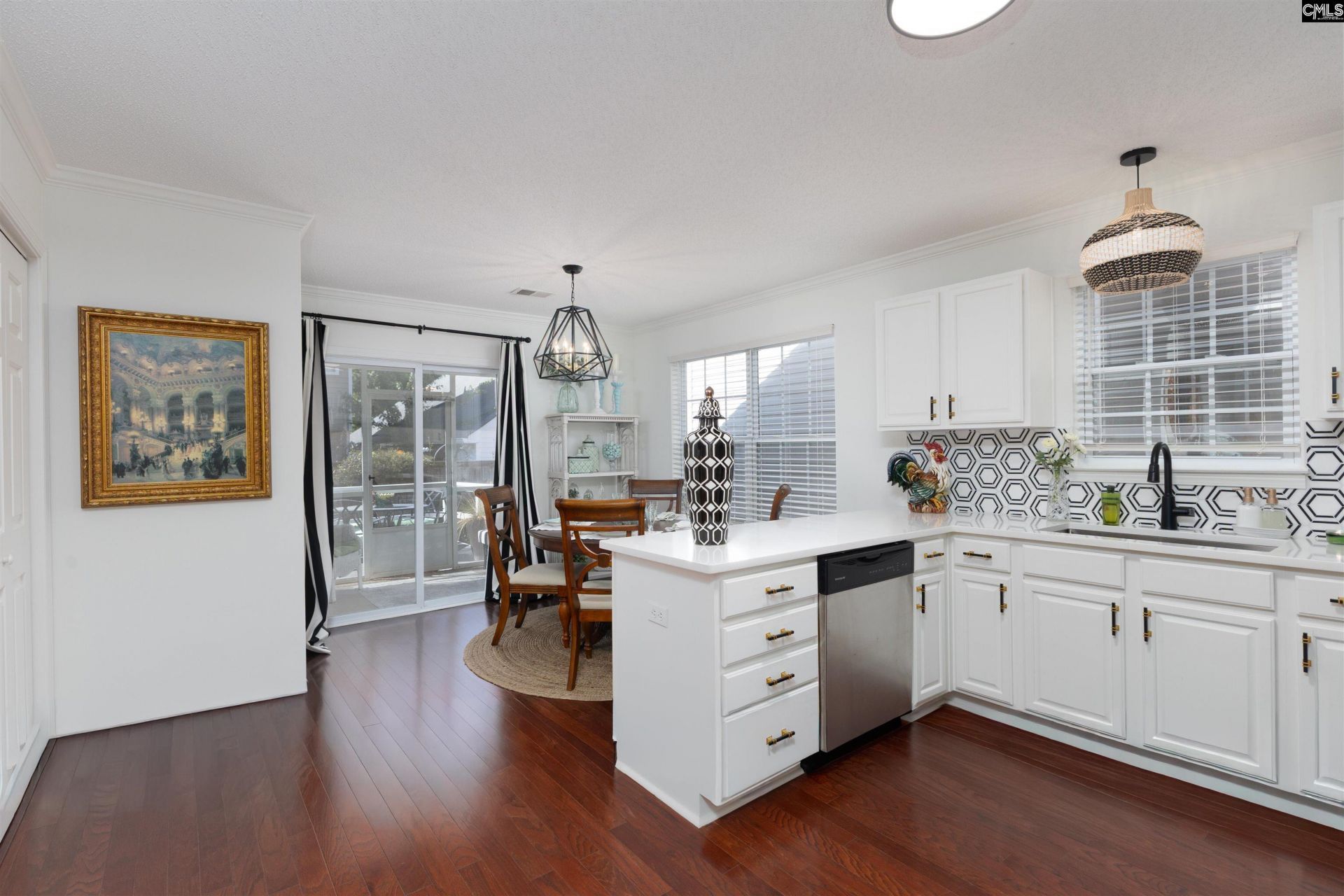 133 Chesterton Drive Photo 9