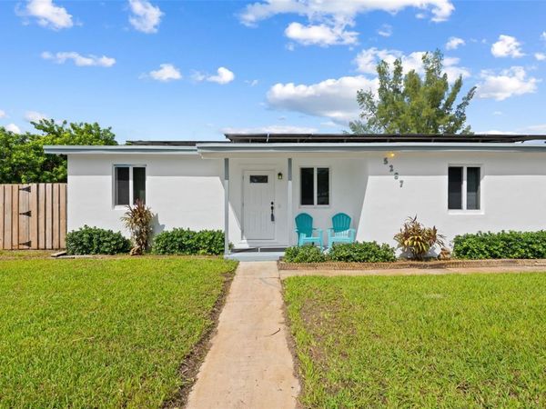 5287 NE 14TH TERRACE , POMPANO BEACH, FL 33064