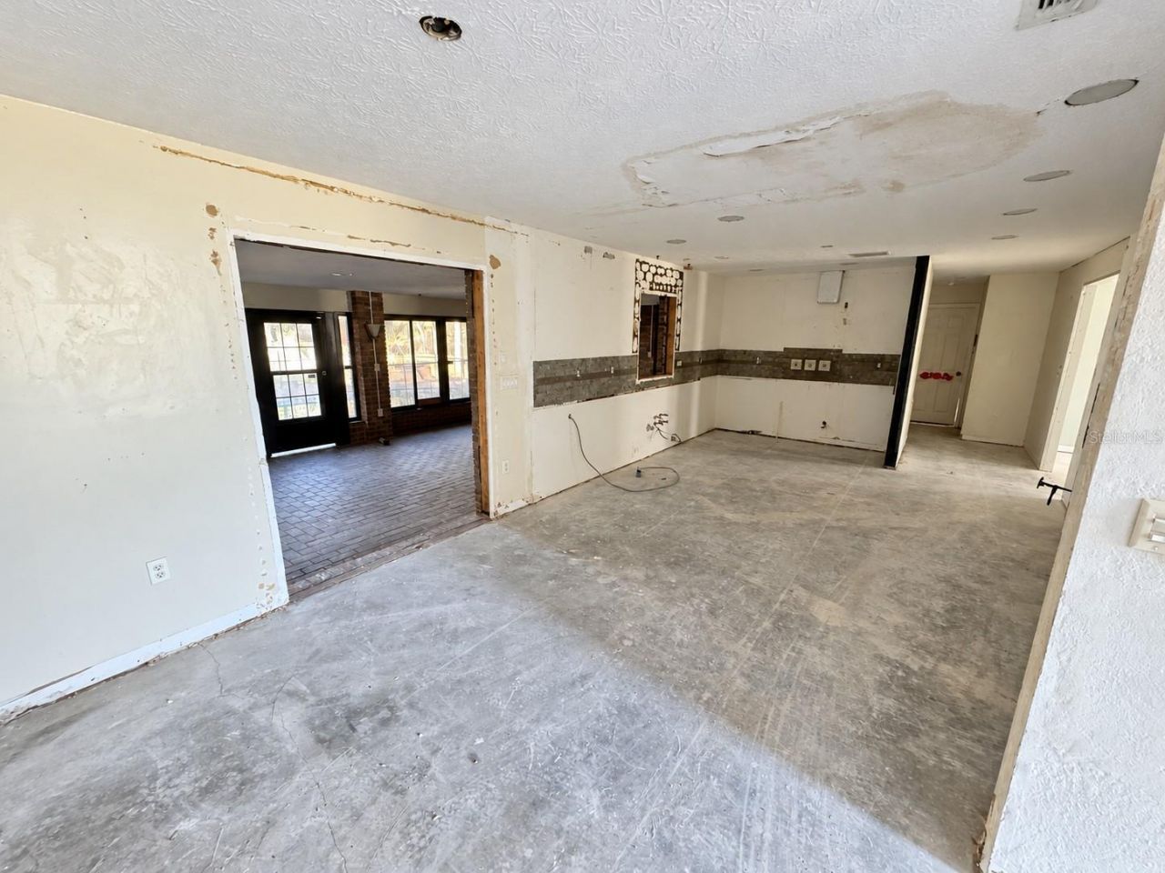 5385 Suwannee Road , Spring Hill, FL 34607 Photo