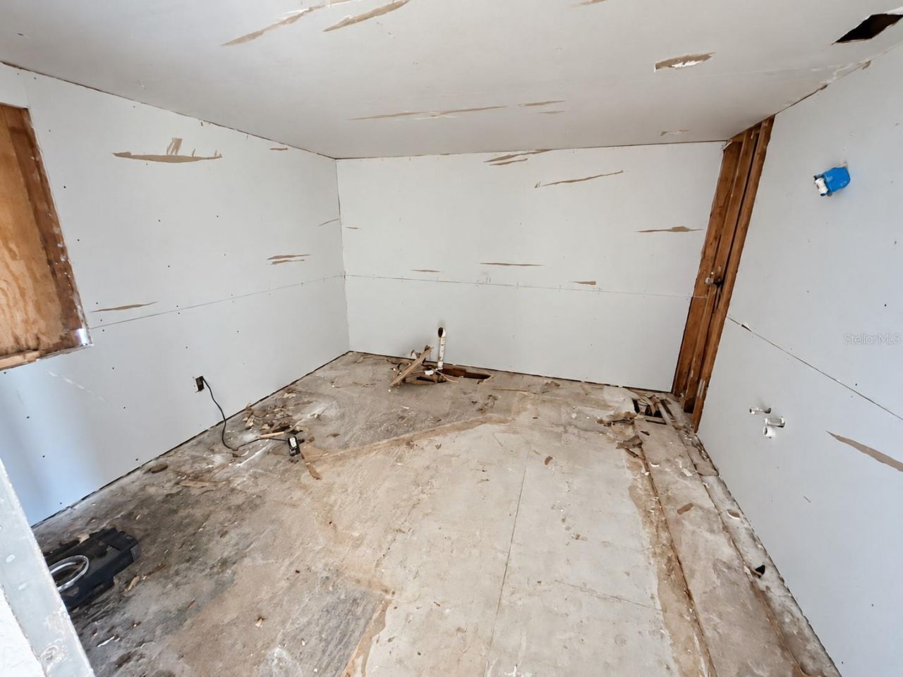 5385 Suwannee Road , Spring Hill, FL 34607 Photo