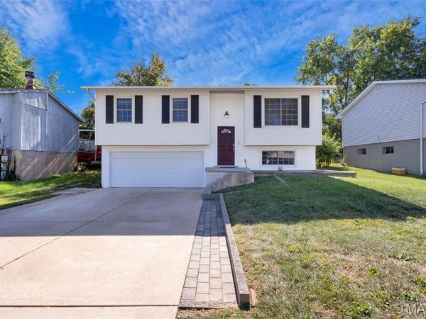234 Stillbrook Estates Drive, Fenton, MO 63026